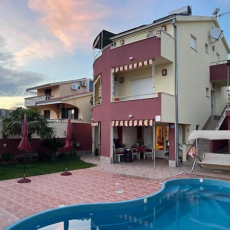 Apartments Villa Stella Maris 罗戈兹尼察 外观 照片