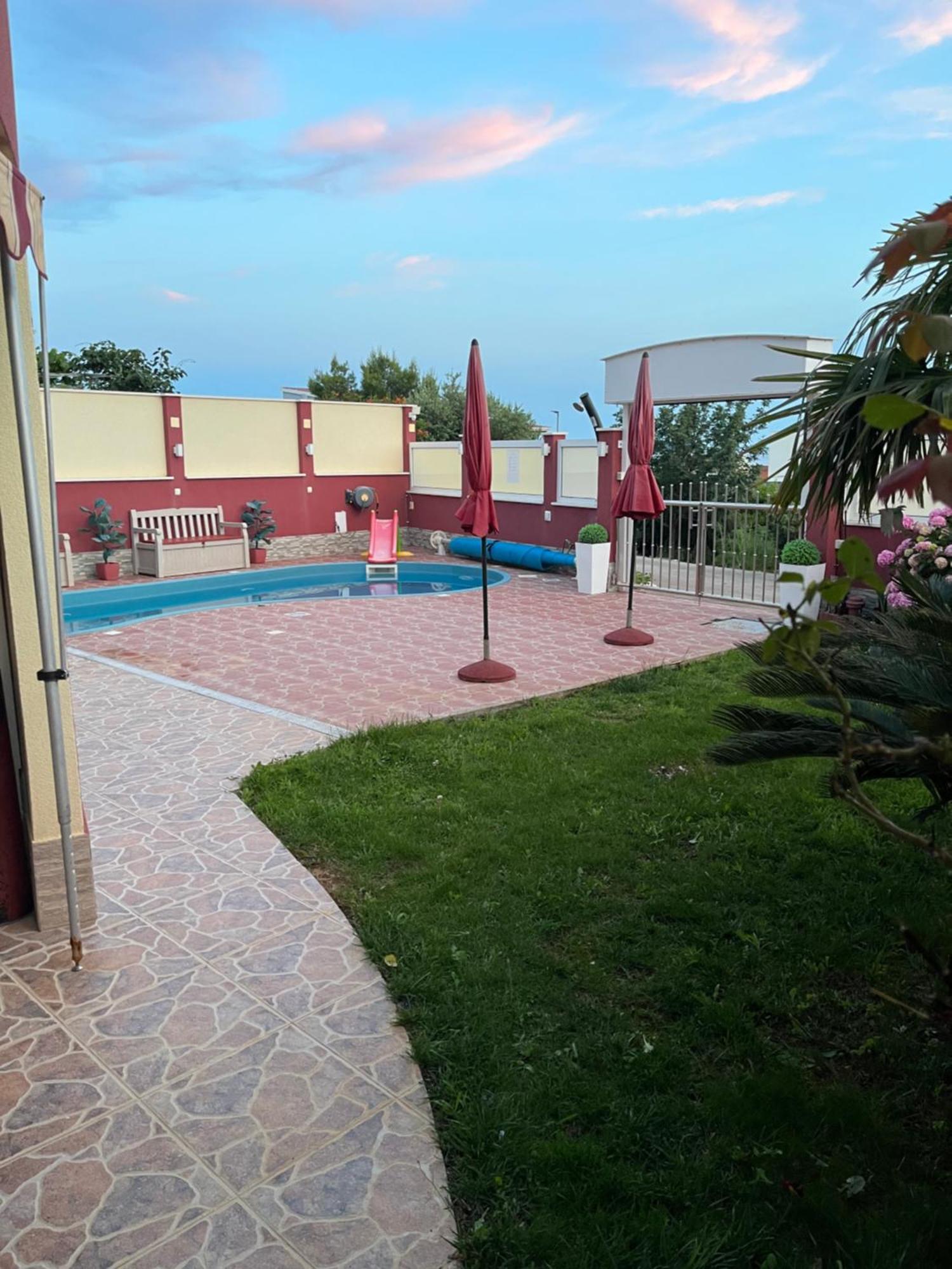 Apartments Villa Stella Maris 罗戈兹尼察 外观 照片