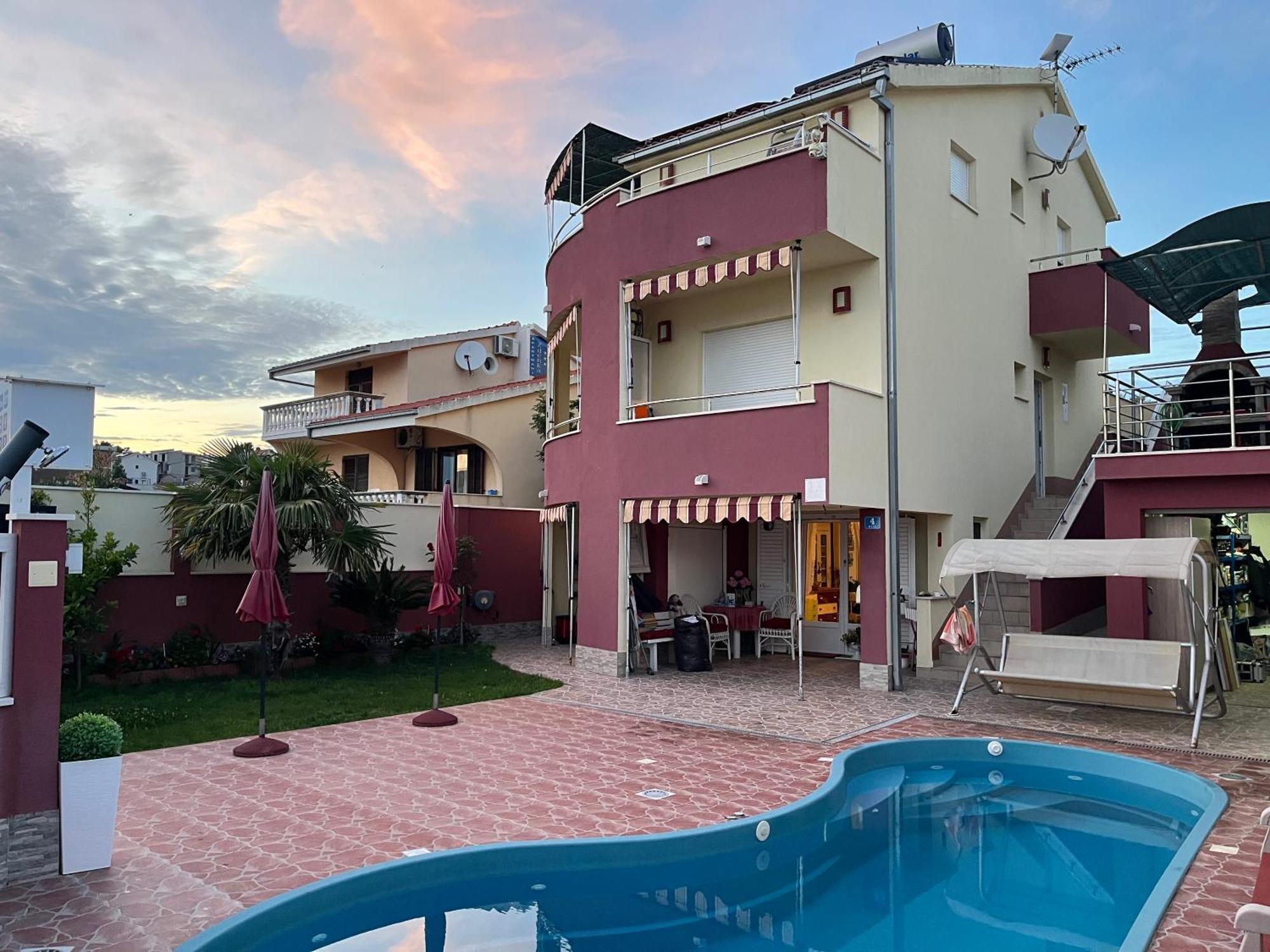 Apartments Villa Stella Maris 罗戈兹尼察 外观 照片