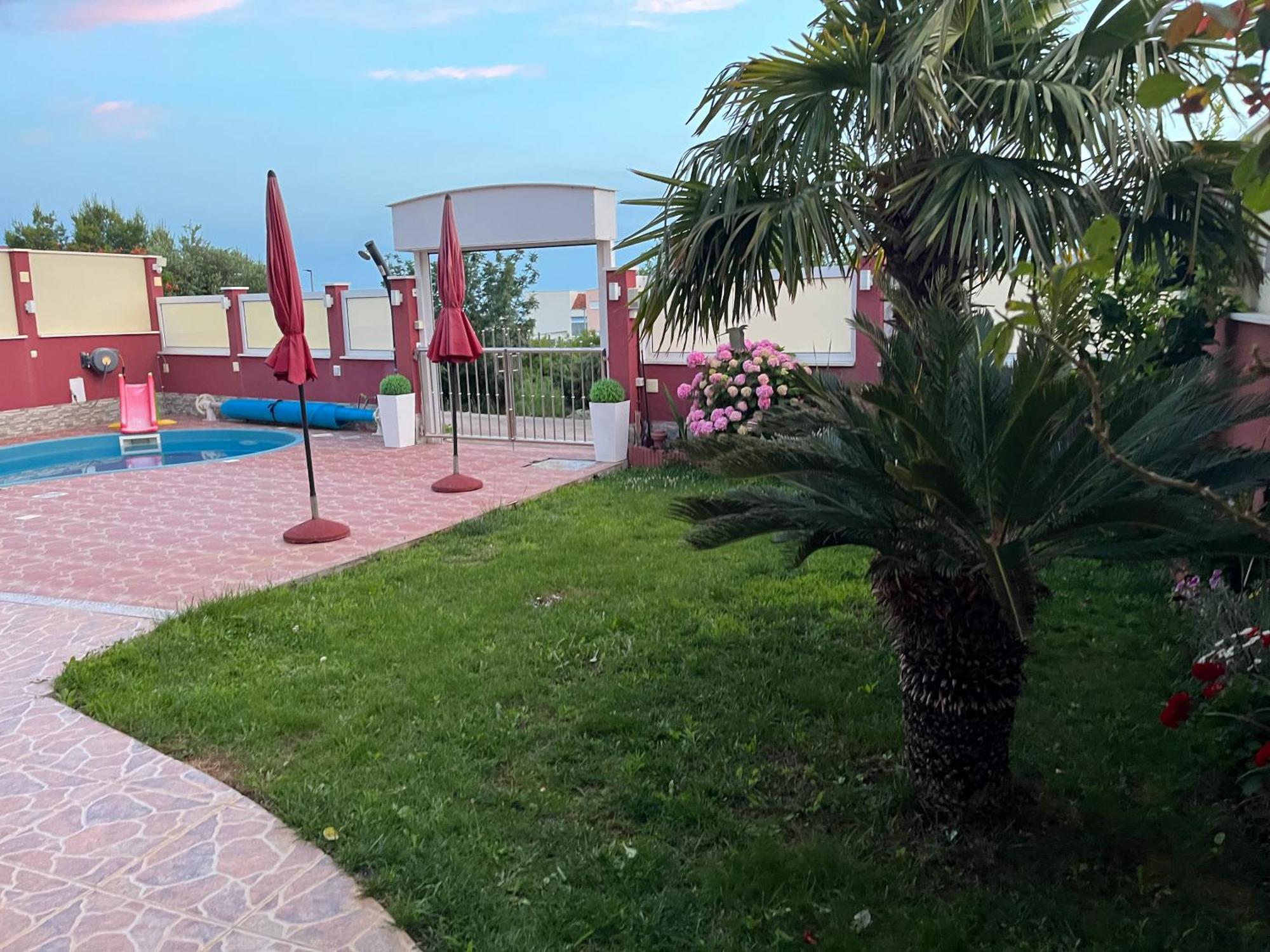Apartments Villa Stella Maris 罗戈兹尼察 外观 照片