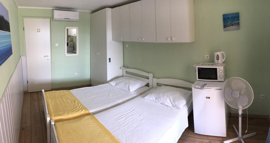 Apartments Villa Stella Maris 罗戈兹尼察 外观 照片